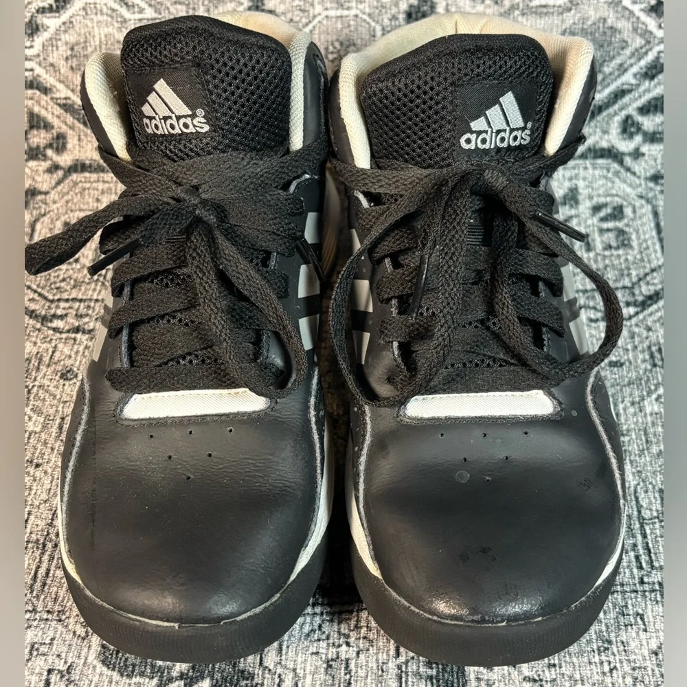 adidas used one